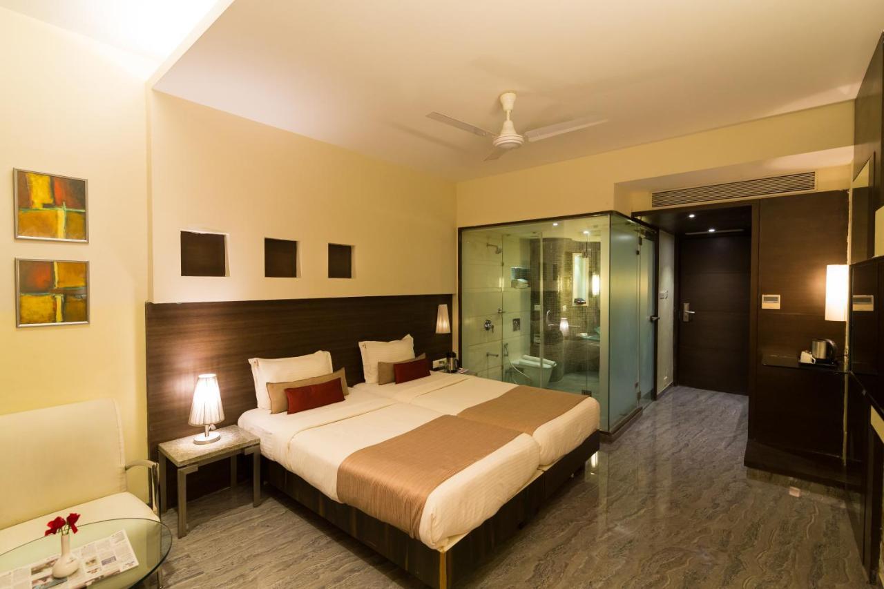 Sentosa Resorts & Water Park Chinchvad Ngoại thất bức ảnh